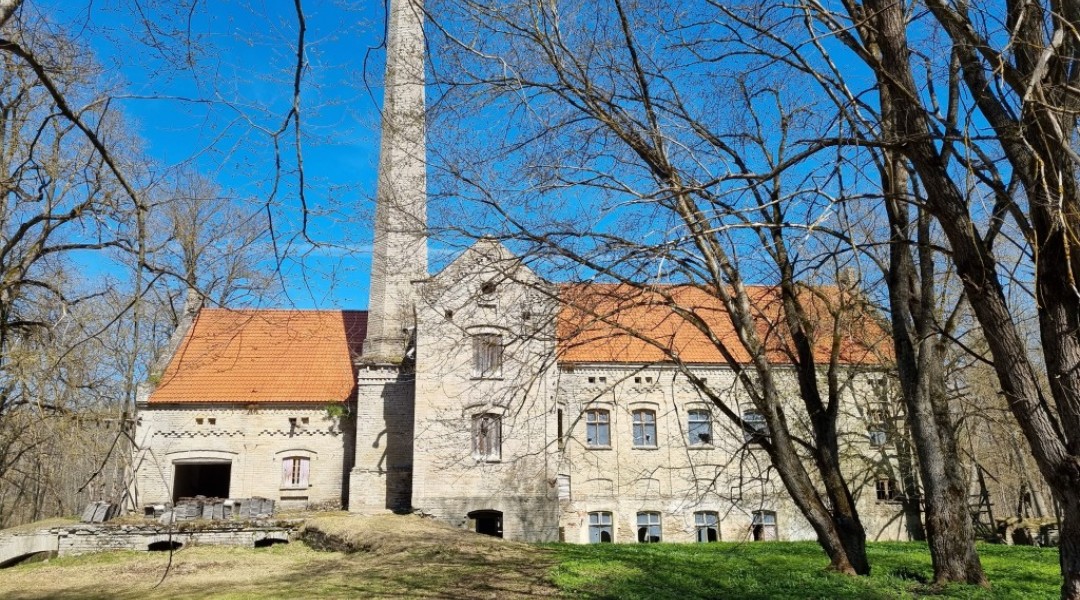 Kultuuriminister Heidy Purga tunnistas kultuurimälestiseks Kunda mõisa tööstushoonete kompleksi. Kunda mõis kuulus 19. sajandi Eesti silmapaistvamate ja paremin